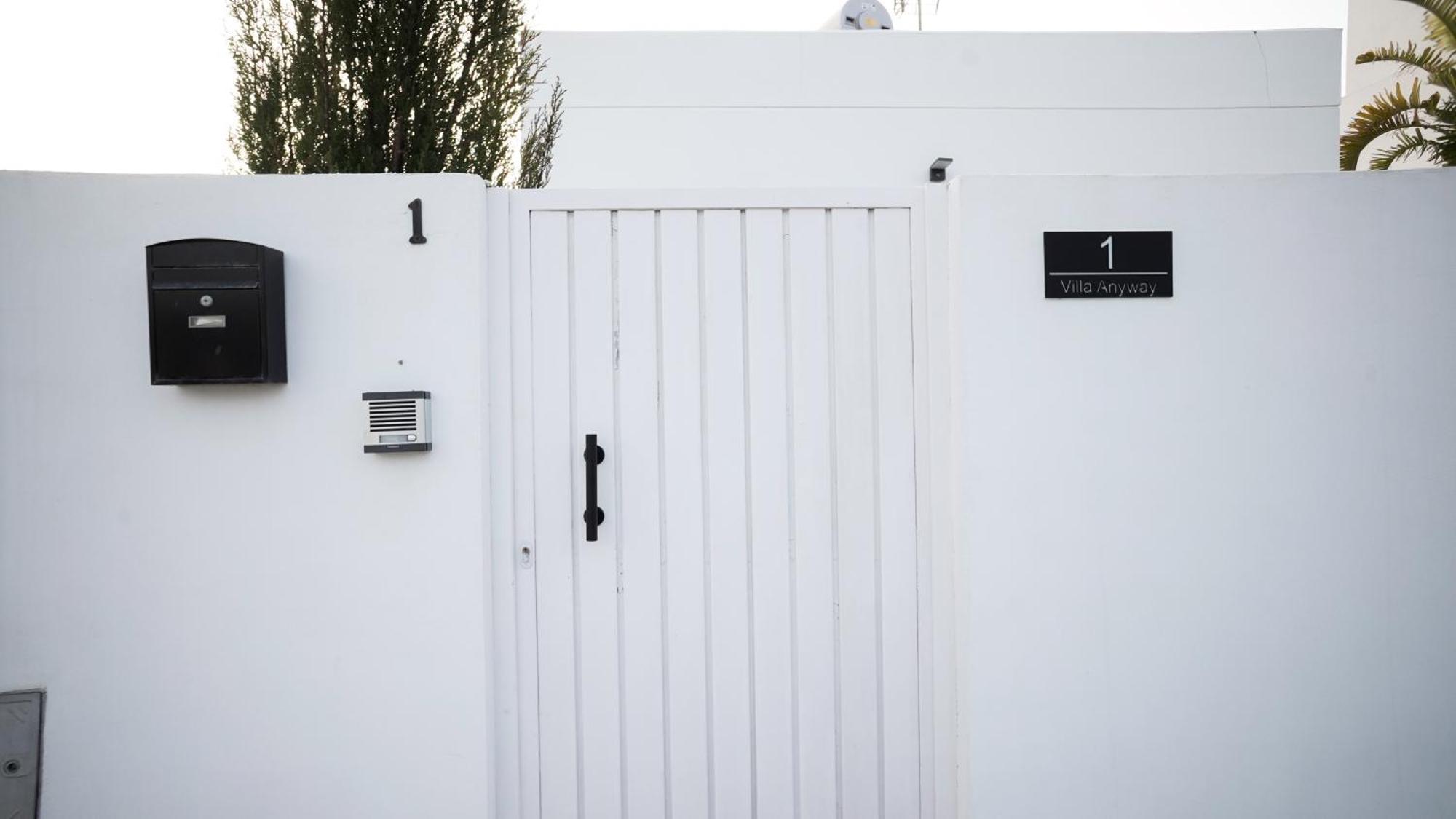 Villa Anyway Conil Un Lujo Frente Al Mar Conil De La Frontera Exterior photo