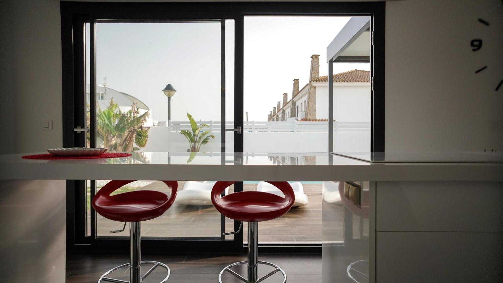 Villa Anyway Conil Un Lujo Frente Al Mar Conil De La Frontera Exterior photo